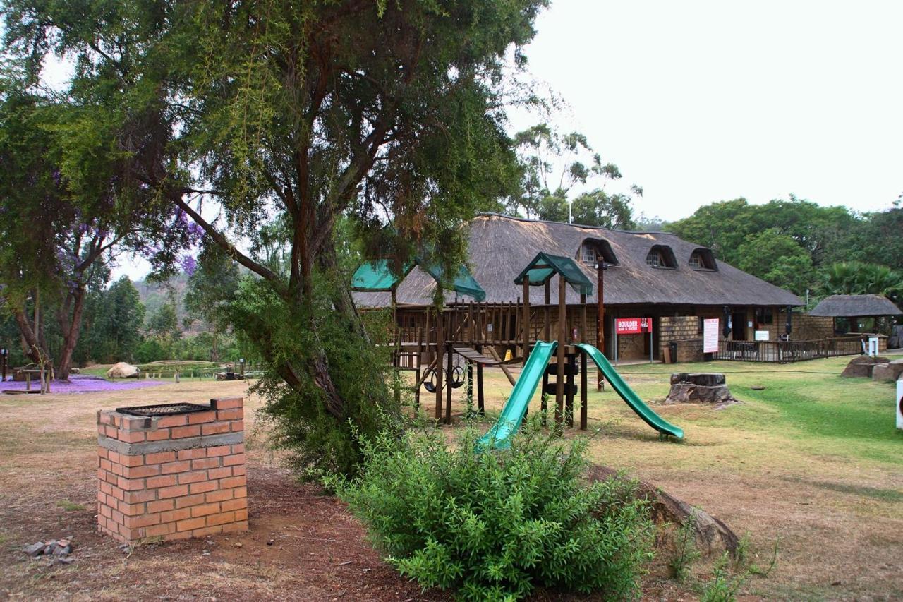 Gooderson Leisure Natal Spa Self Catering And Timeshare Resort Paulpietersburg Exterior photo