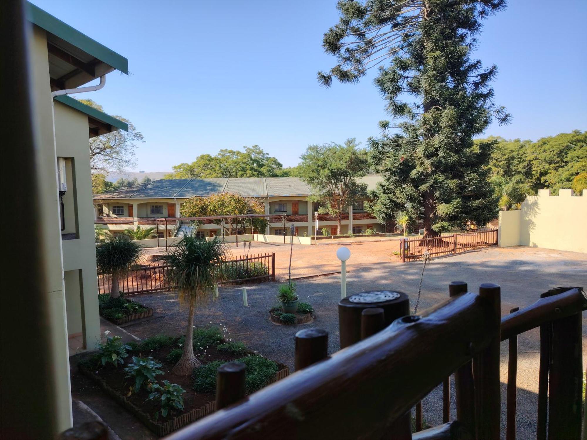 Gooderson Leisure Natal Spa Self Catering And Timeshare Resort Paulpietersburg Exterior photo