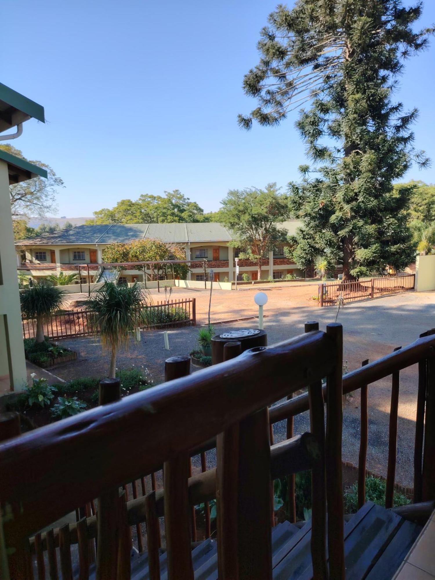 Gooderson Leisure Natal Spa Self Catering And Timeshare Resort Paulpietersburg Exterior photo