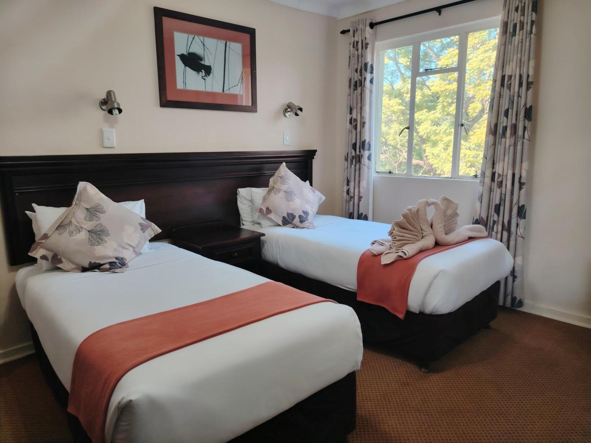 Gooderson Leisure Natal Spa Self Catering And Timeshare Resort Paulpietersburg Exterior photo