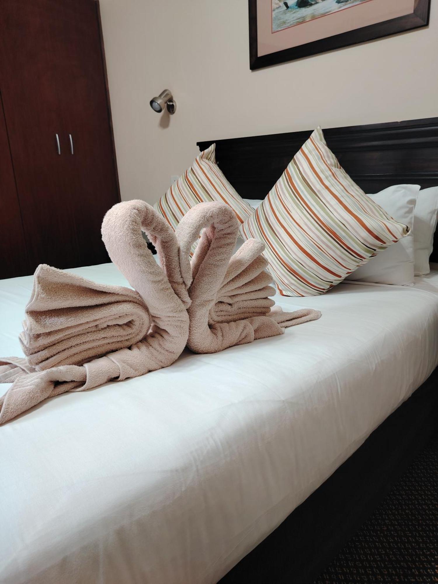Gooderson Leisure Natal Spa Self Catering And Timeshare Resort Paulpietersburg Exterior photo