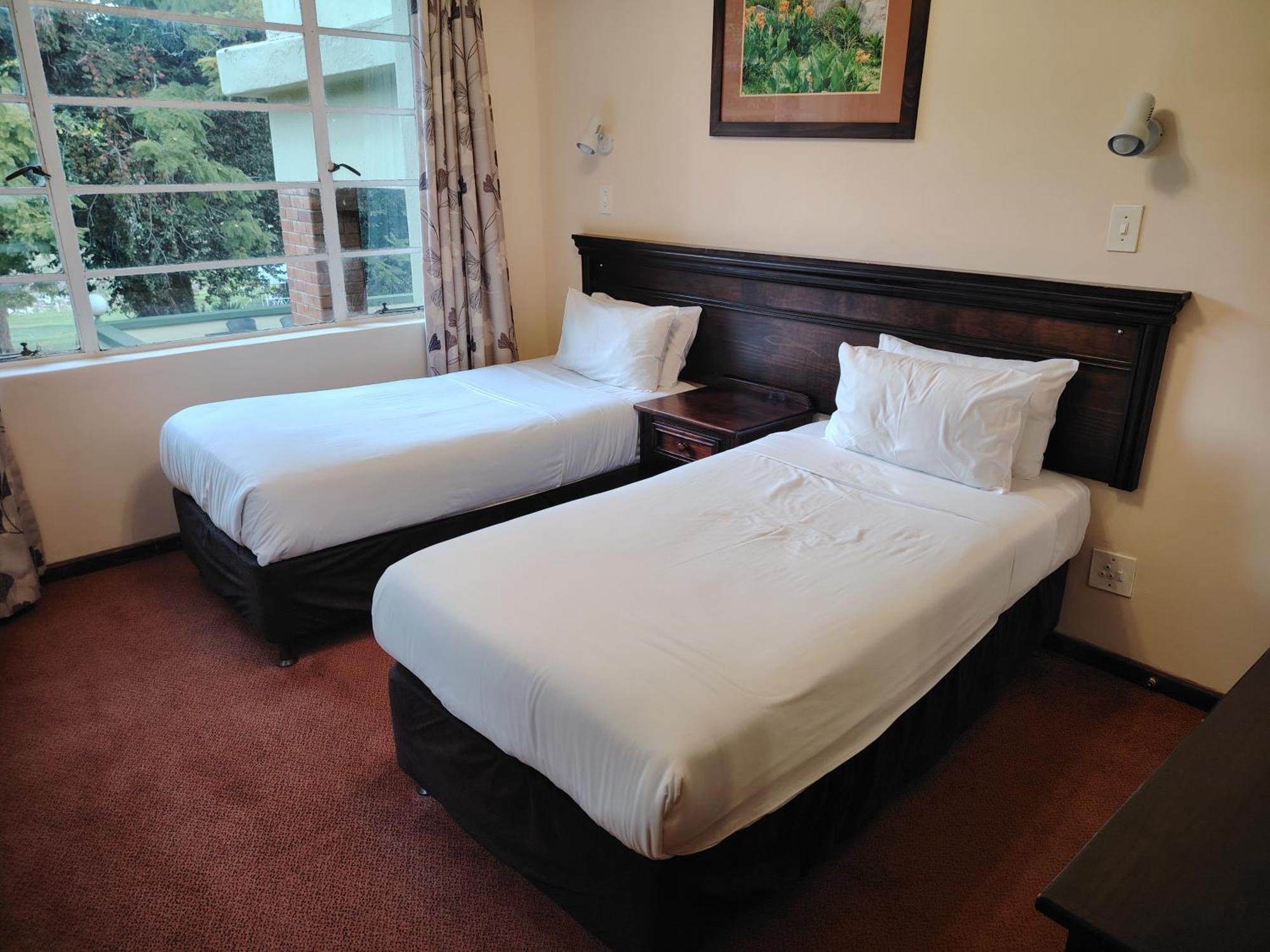 Gooderson Leisure Natal Spa Self Catering And Timeshare Resort Paulpietersburg Exterior photo
