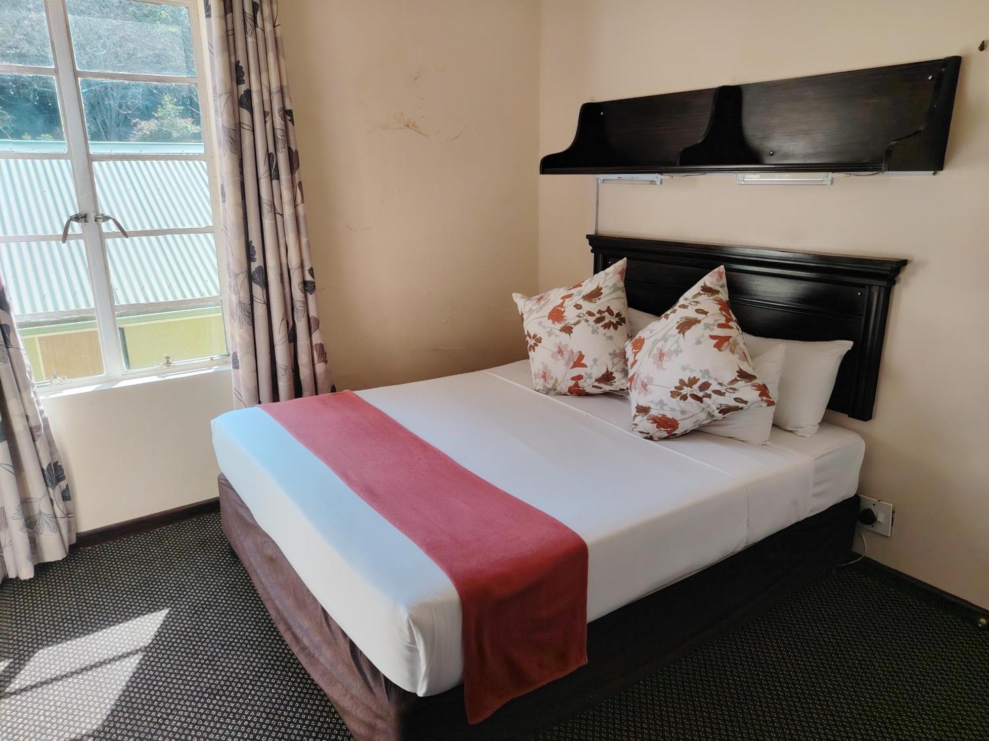 Gooderson Leisure Natal Spa Self Catering And Timeshare Resort Paulpietersburg Exterior photo